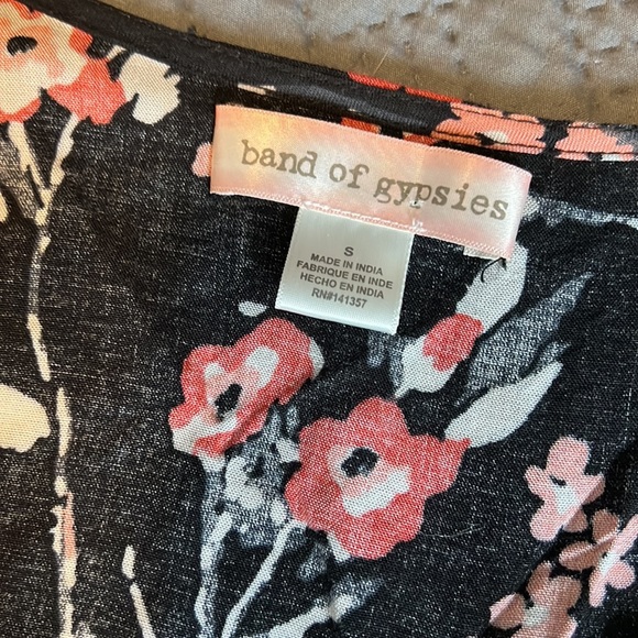 Band of Gypsies : Black Floral Mini - Small - Picture 10 of 11